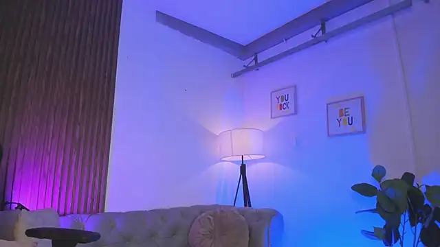 EmmaBlake1 – Naživo XXX chat