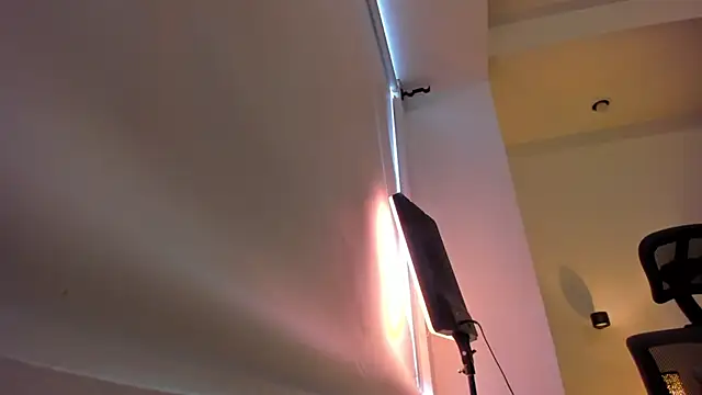 Онлайн чат XXX chris_morgan7