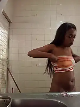 Chat +18 de Meninaveneno26 ao vivo
