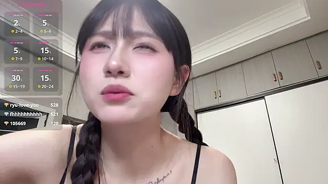 duoduo-000 Chat XXX live
