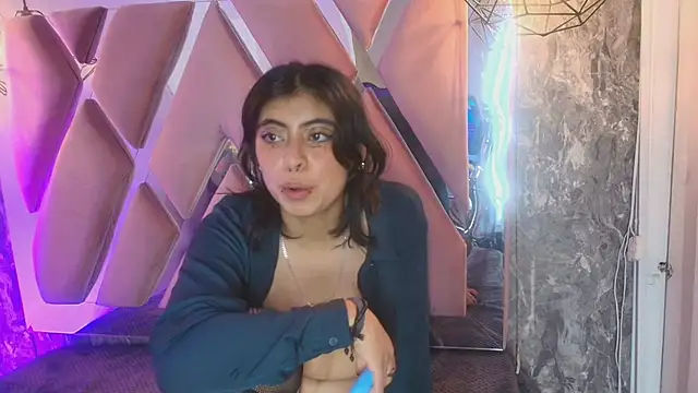 _Angel_dustt Chat XXX in diretta