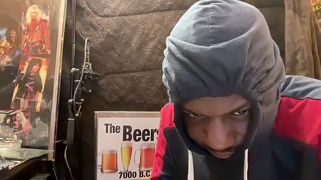 ORANGE_FACE_INWARD live XXX chat