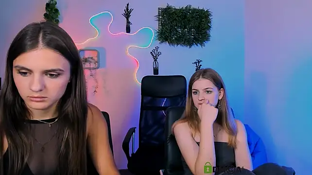 lisa_dark_ Obrolan Langsung XXX