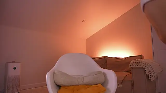 Lilevame élő XXX-chatje