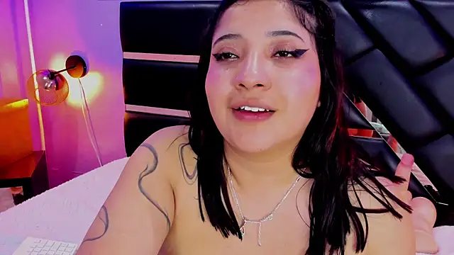 Emma_monserrat live XXX chat