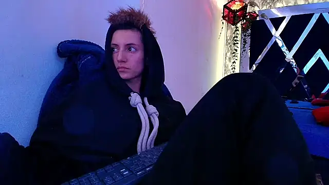 Fieramadame's Live XXX Chat