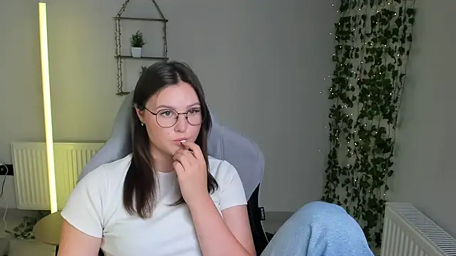 Regina_cute_ Chat XXX in diretta