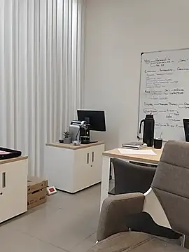 ooluchyferoo's Live XXX Chat
