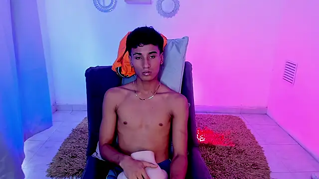 Chatroom XXX en direct de Matias_dirtyboy_