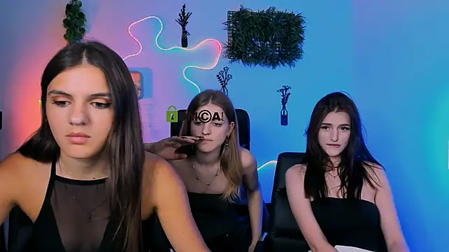 lisa_dark_ Adlı Modelin Web Kamerası Şovu