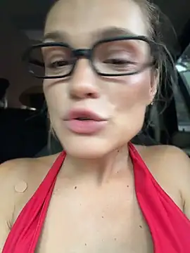 Nicoleevien webcam show