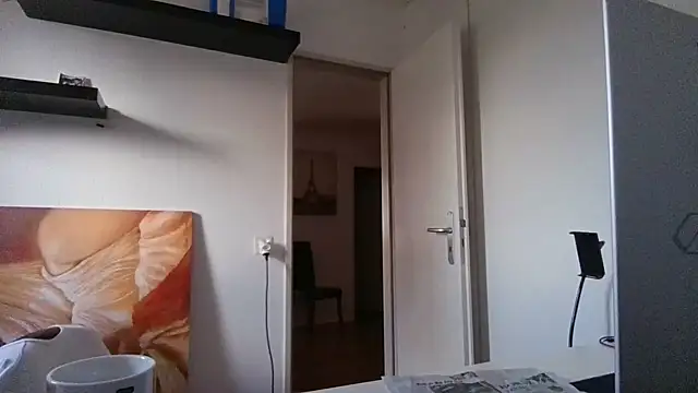 alpha-hunk live XXX chat