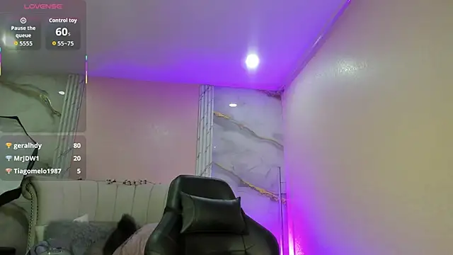 EmmaStonns লাইভ XXX চ্যাট