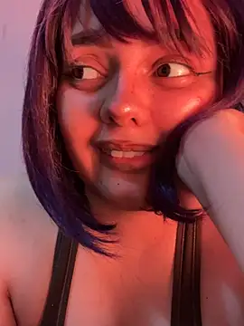 צ'אט XXX בשידור חי של candicewest_