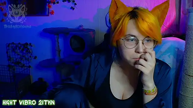 Chat +18 de TrickyKitsune ao vivo