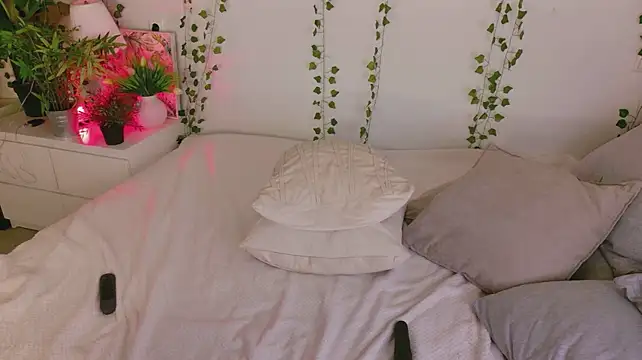 Rita_Shy Show Webcam