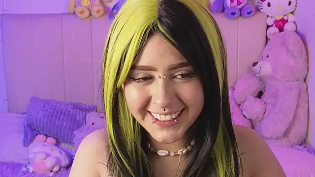 NekoWaifu's Live XXX Chat