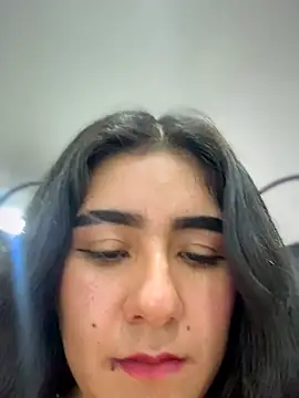 CAROLINE__07 লাইভ XXX চ্যাট