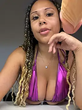 HaileyDiana 라이브 XXX 채팅