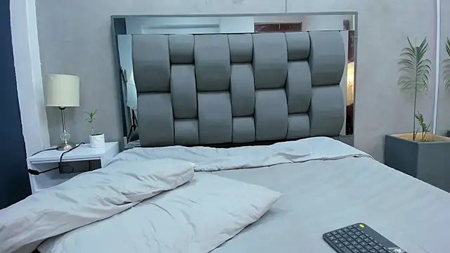 Charlie___Musk 网络视讯表演