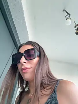 Chat +18 de Rebecaburns ao vivo