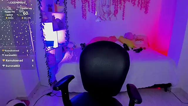 cat_kitty18_'s Live XXX Chat