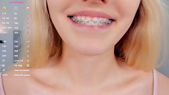צ'אט XXX בשידור חי של Barbiebloom