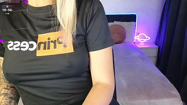 Crystal_Barbie – Naživo XXX chat