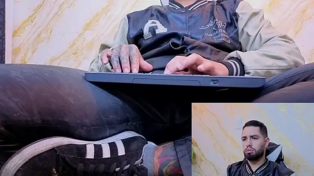 matteosantos Chat XXX in diretta