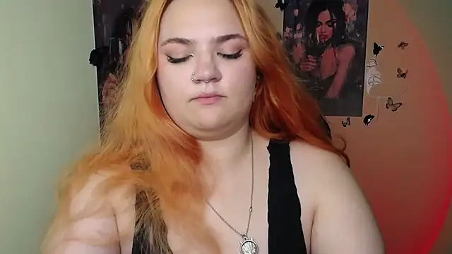צ'אט XXX בשידור חי של RinaRiii
