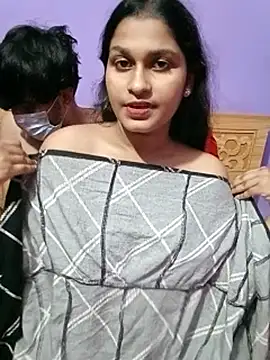 Show modela Jerin_Couple61 na web-kameri