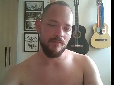 Show modela comedordecasada30 na web-kameri