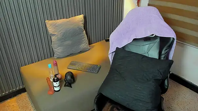 LianFerrer1 webkamerás műsora