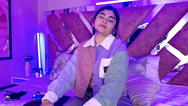 Chat +18 de GiselOrtiz ao vivo
