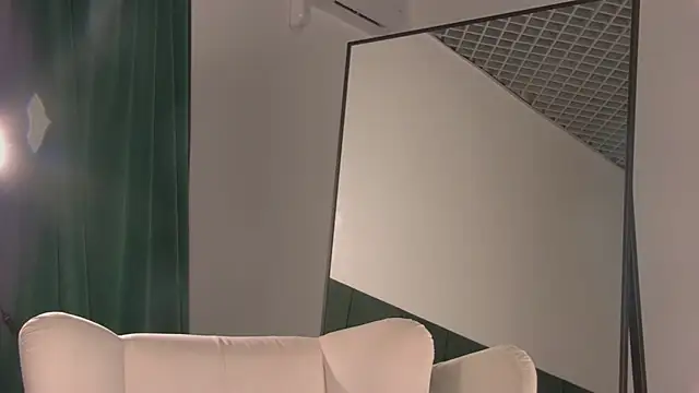 KittyNuarr's Live XXX Chat
