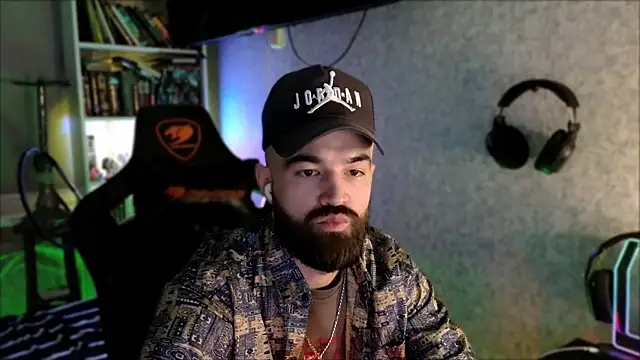 Chat +18 de _Serious_Man ao vivo