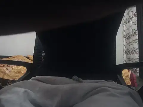 XXX chat uživo modela BlackkCrab