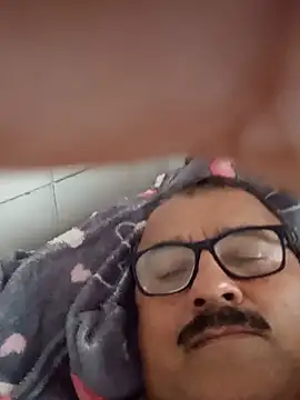 Misterymem63 webkamerás műsora