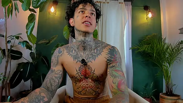 aron_ford77 – Naživo XXX chat