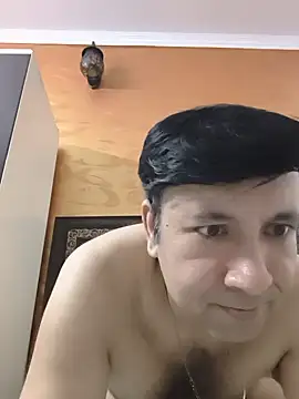 13hornyy Webcam Show
