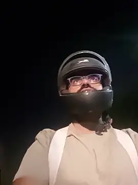 הופעת וובקאם של ThickDickRider