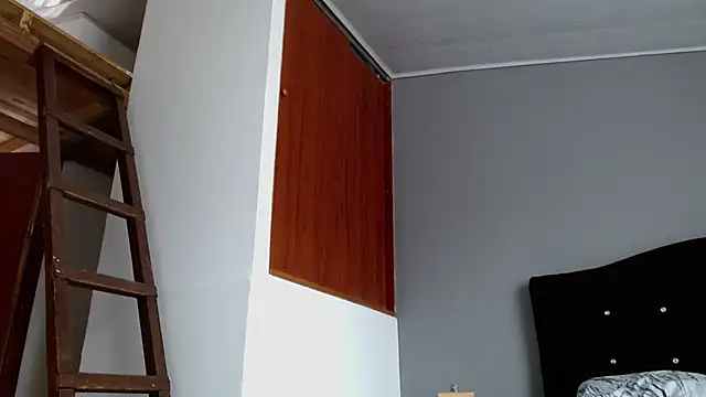 Emilia_1995 – Live XXX-chat