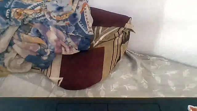 Show Webcam de Ritu_Raj0
