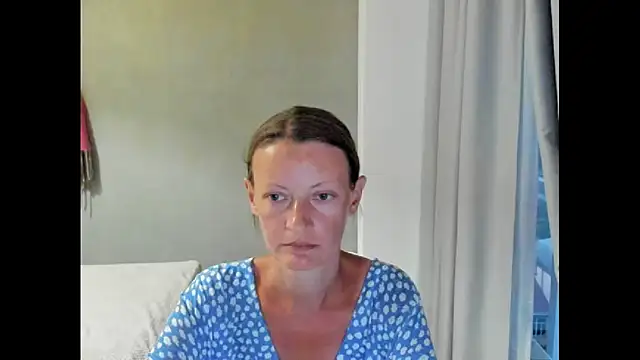 VelvetZara's Live XXX Chat