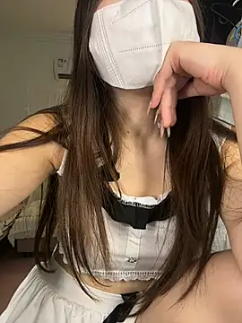 _xiaoxinxin_ Adlı Modelin Canlı XXX Sohbeti