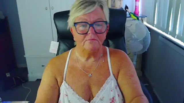 BridgetBlueEyes Live XXX-chat