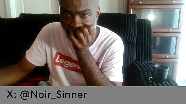 sinnernoir Show in webcam