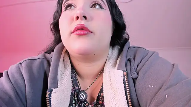 AmberiniHoffman Adlı Modelin Canlı XXX Sohbeti