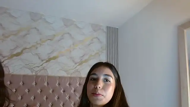 Онлайн чат XXX ScarletVidal