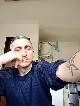 Alejandro83bsf Pertunjukan Webcam